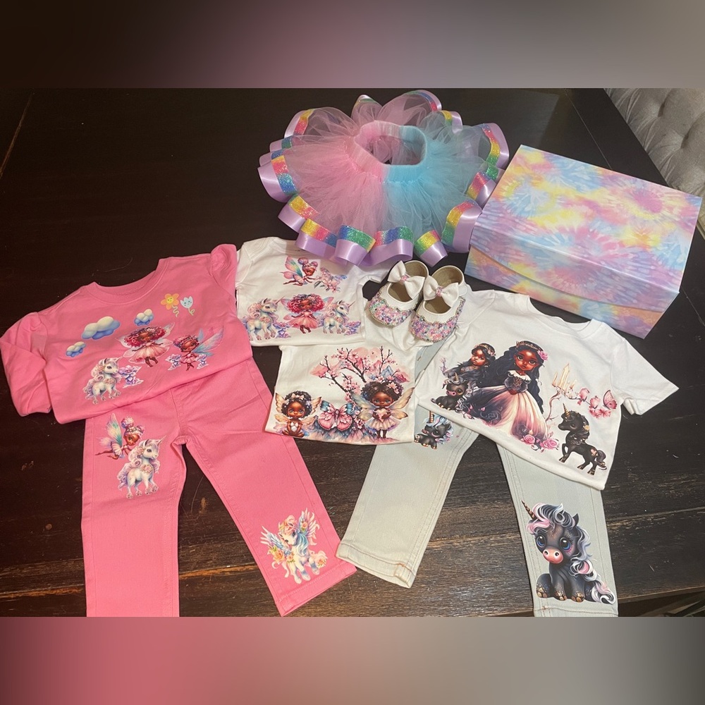 Beautiful Unicorn pants & tutu set. Everything is customized & made to order.